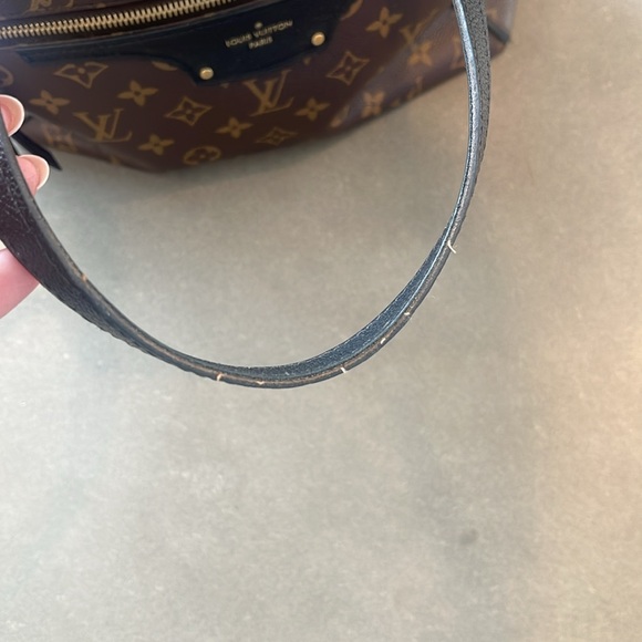 LV Monogram Medium sized bag - Picture 5 of 7
